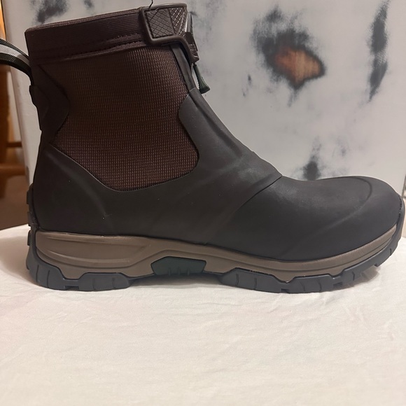 New Muck Boot - Picture 2 of 4